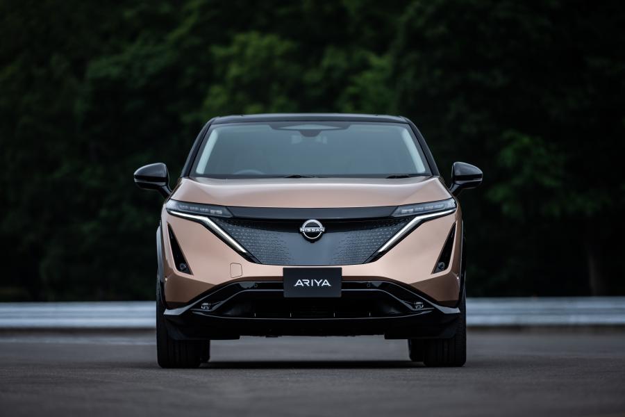 Nissan Ariya e-4orce 2020 года  (JP) (фото 2 из 53)